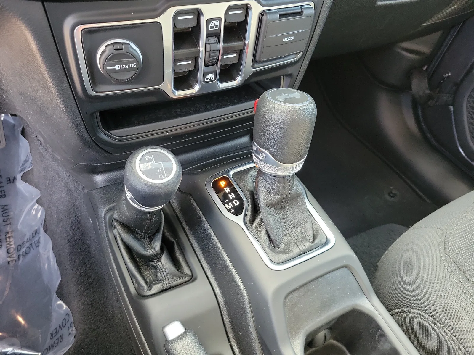 2022 Jeep Wrangler Unlimited Sport Altitude 4WD photo 26