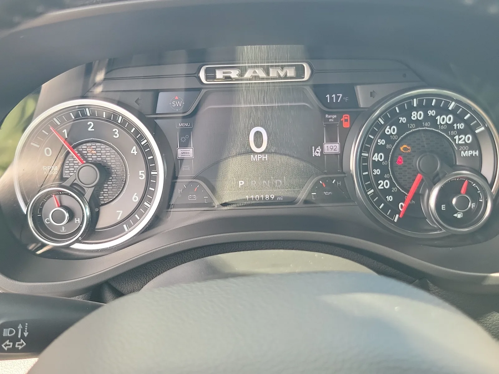 2019 RAM 1500 Laramie 4WD photo 31