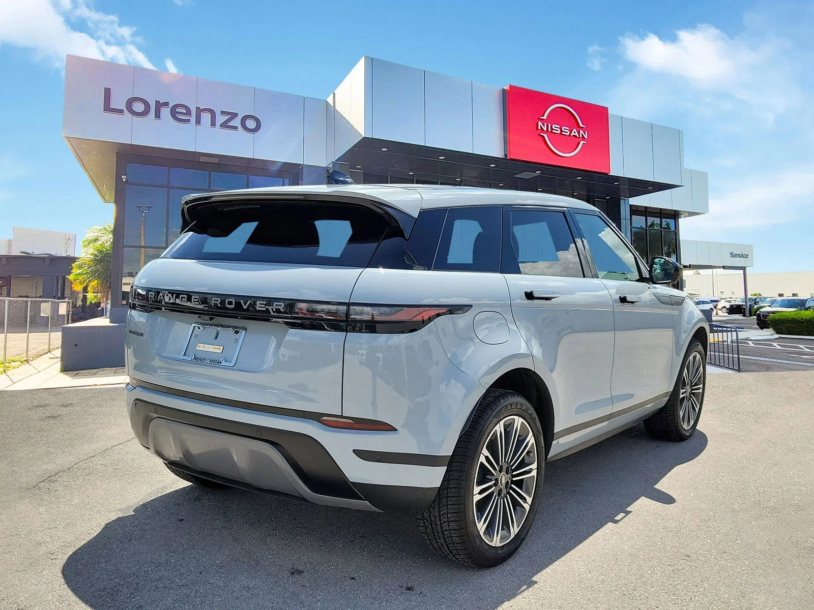 2026 Land Rover Range Rover Evoque Core S photo 5