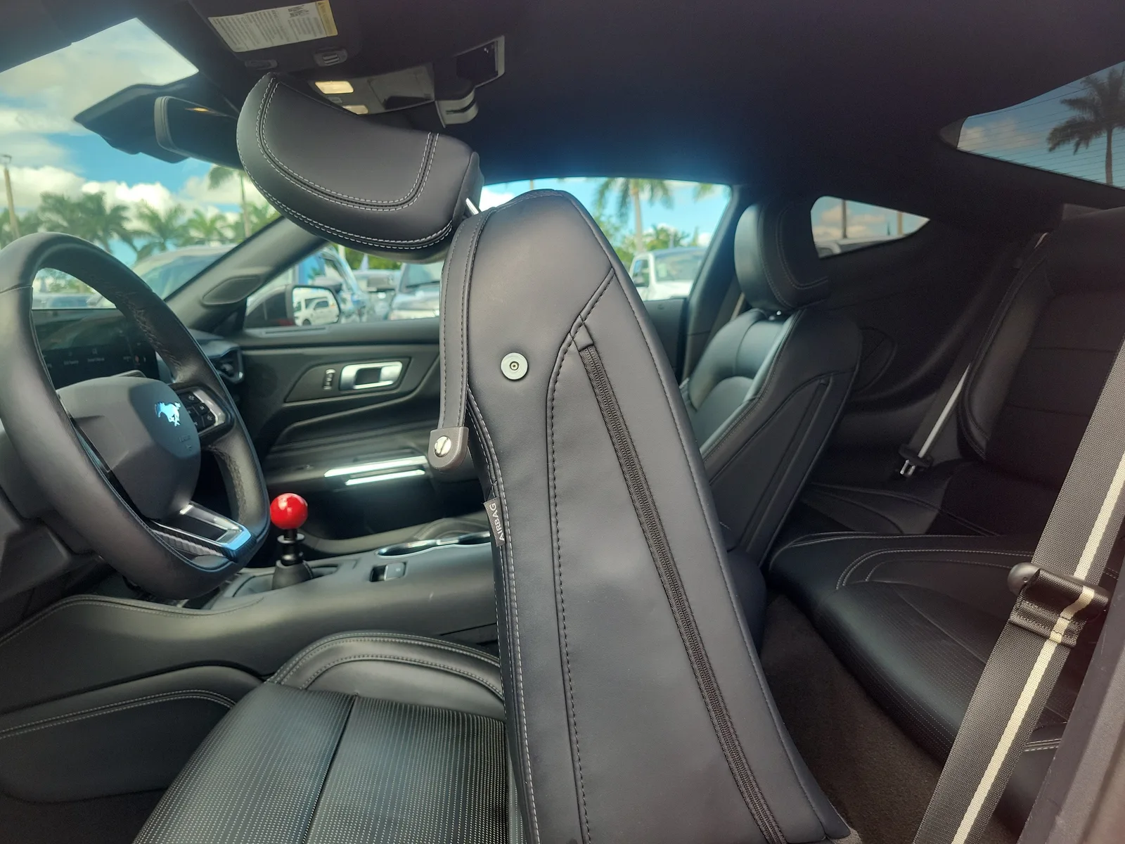 2024 Ford Mustang GT Premium photo 14