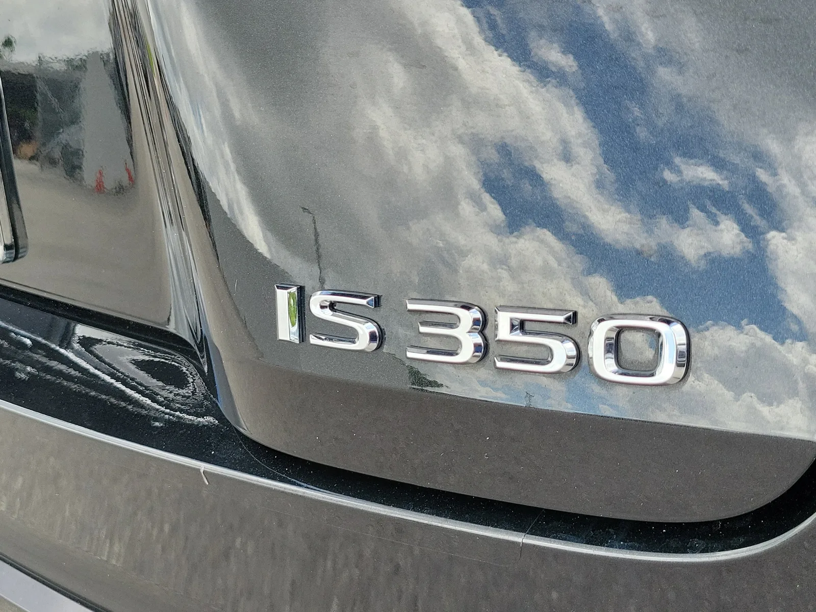 2024 Lexus IS IS 350 F SPORT photo 33