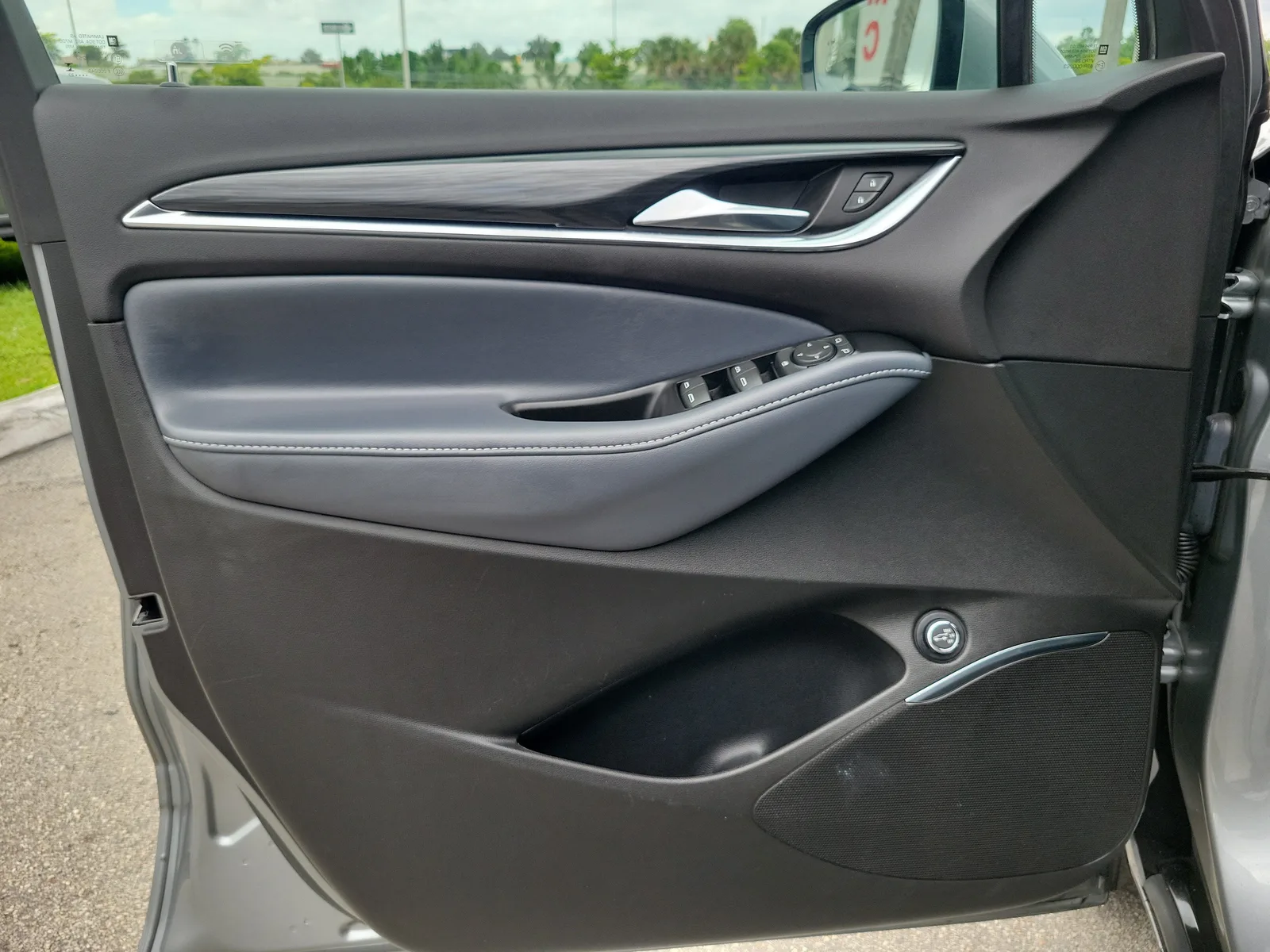 2023 Buick Enclave Essence photo 23