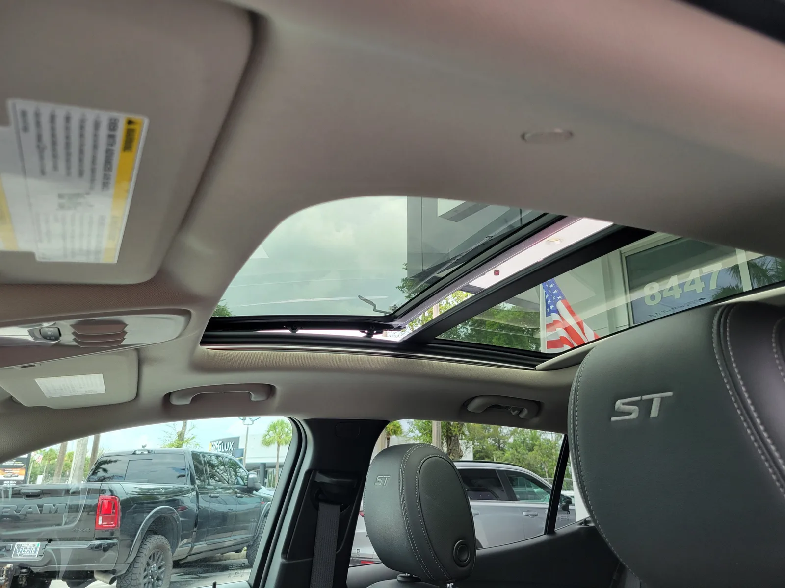 2024 Buick Encore GX Sport Touring photo 11