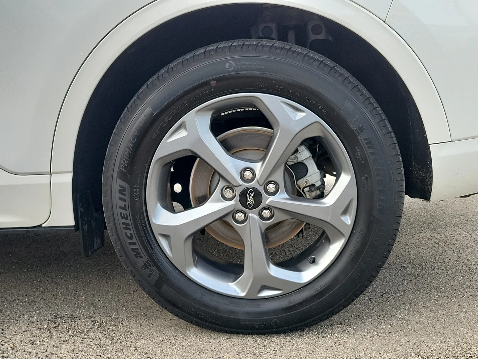 2024 Ford Escape ST-Line photo 31