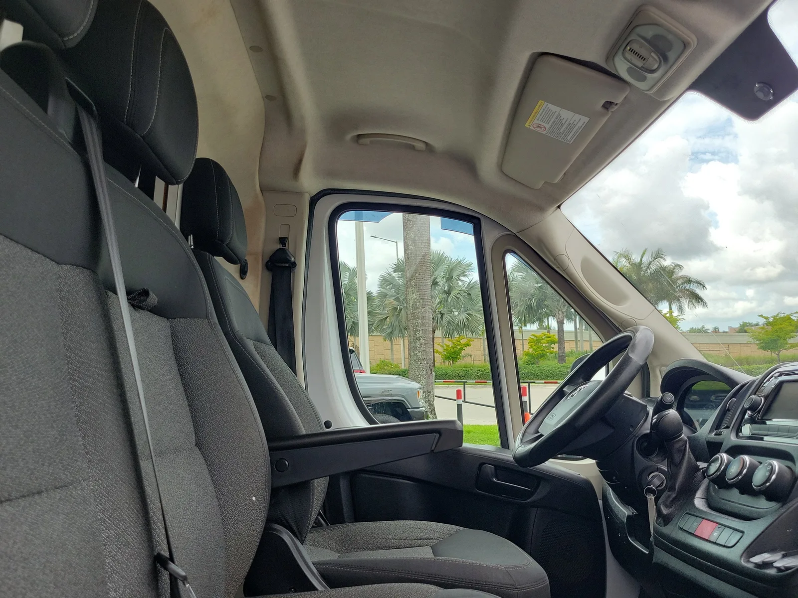 2017 RAM ProMaster Cargo Van NA photo 9