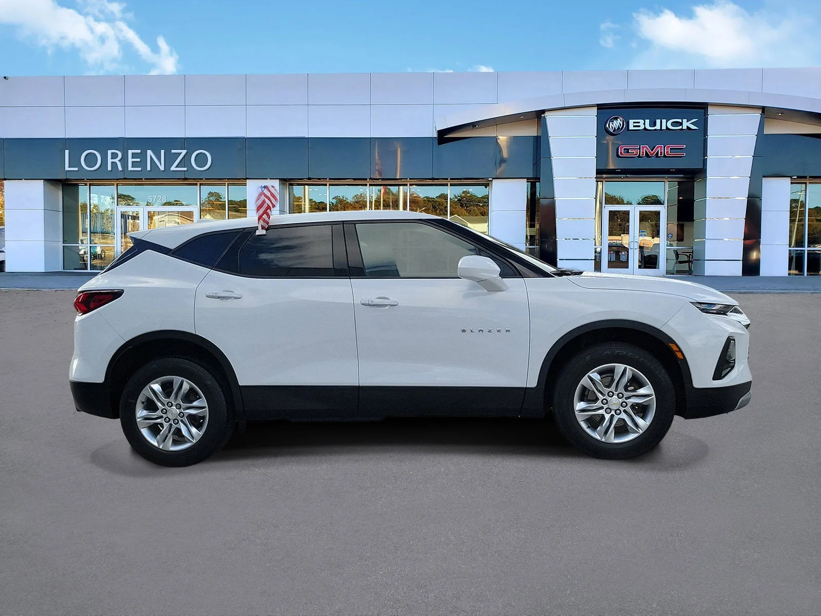 2020 Chevrolet Blazer LT photo 4