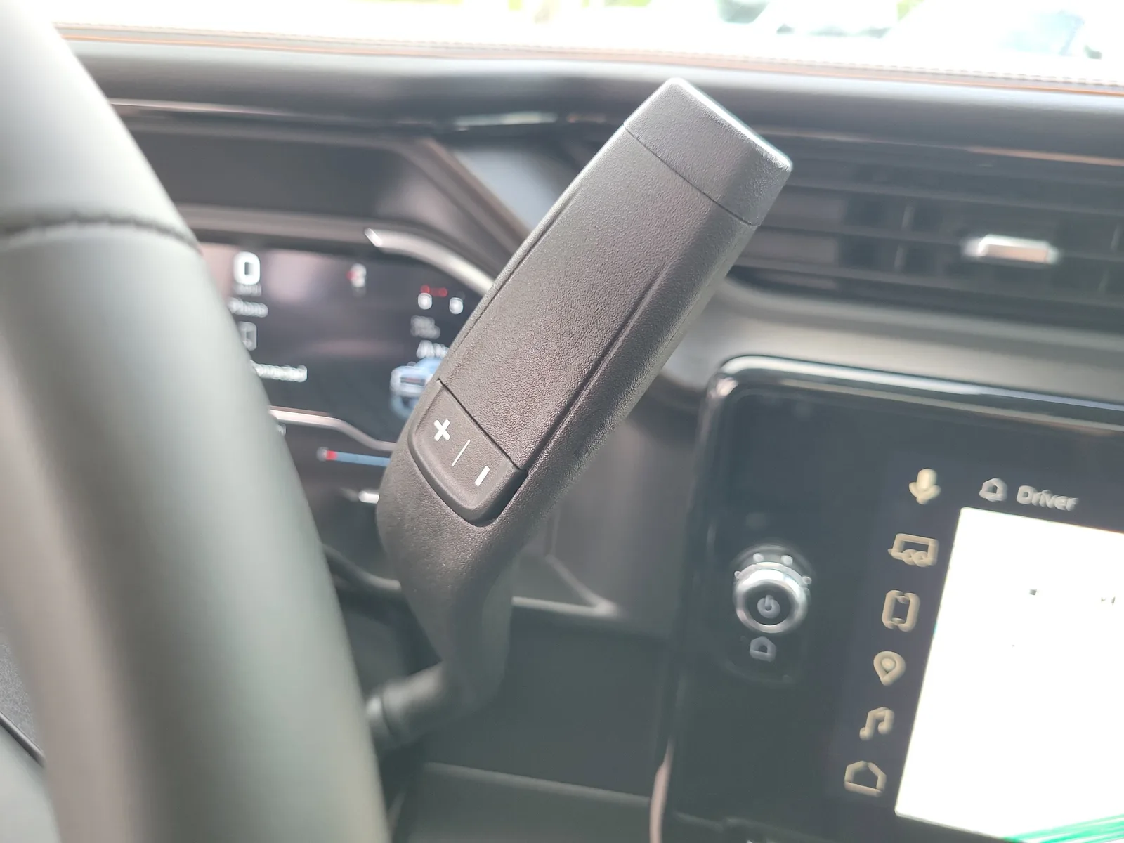 2025 GMC Sierra 2500 HD AT4 photo 22