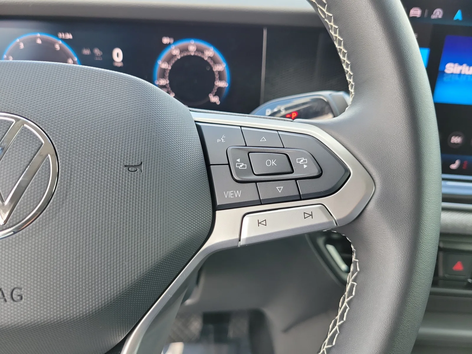 2025 Volkswagen Tiguan S photo 28