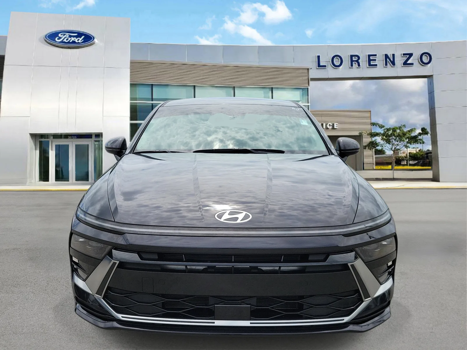 2024 Hyundai Sonata SEL photo 2