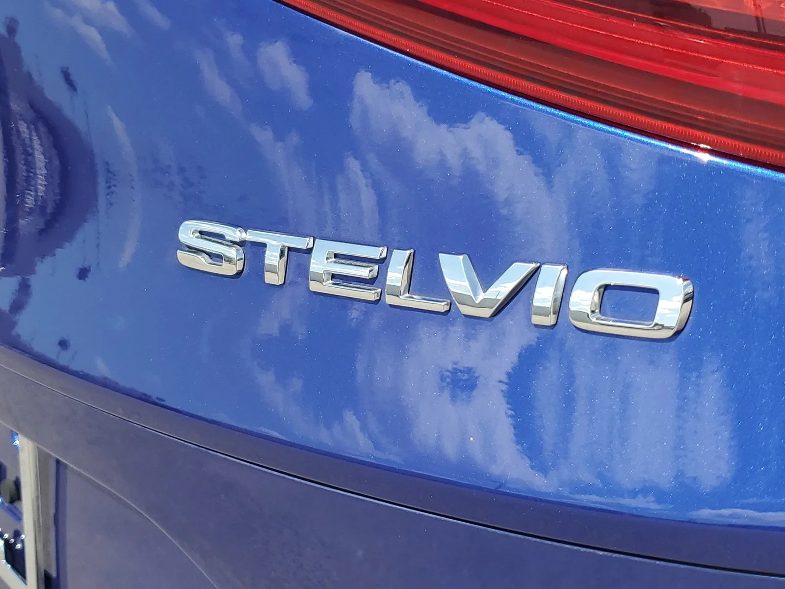 2022 Alfa Romeo Stelvio Sprint photo 31