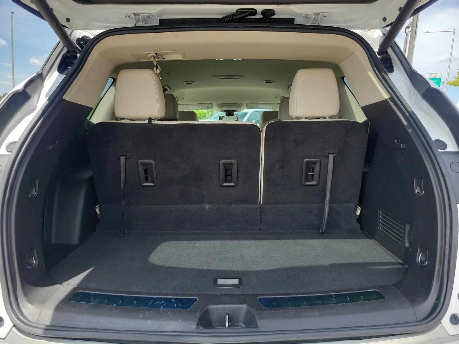 2022 Buick Enclave Essence photo 16