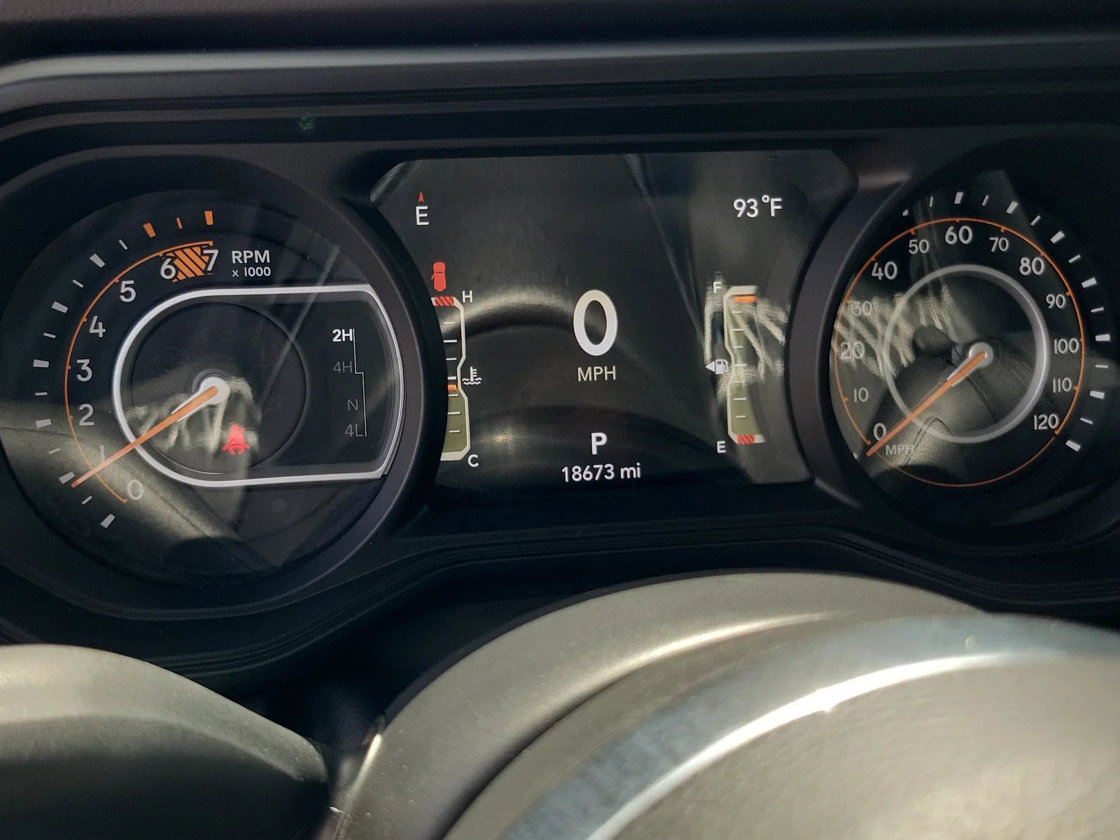 2025 Jeep Wrangler Sahara 4WD photo 31
