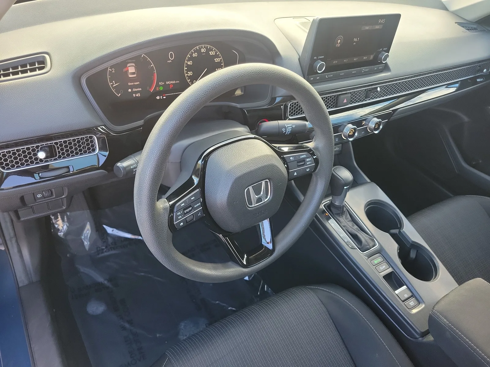 2025 Honda Civic Sedan LX photo 9