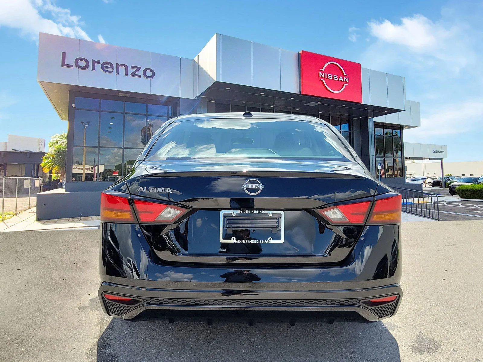 2025 Nissan Altima S photo 6