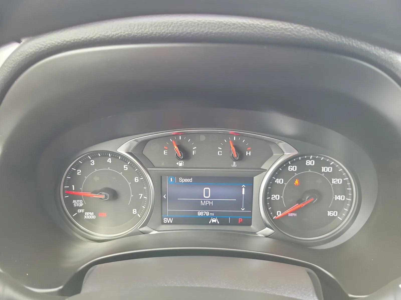 2024 GMC Terrain SLE photo 30