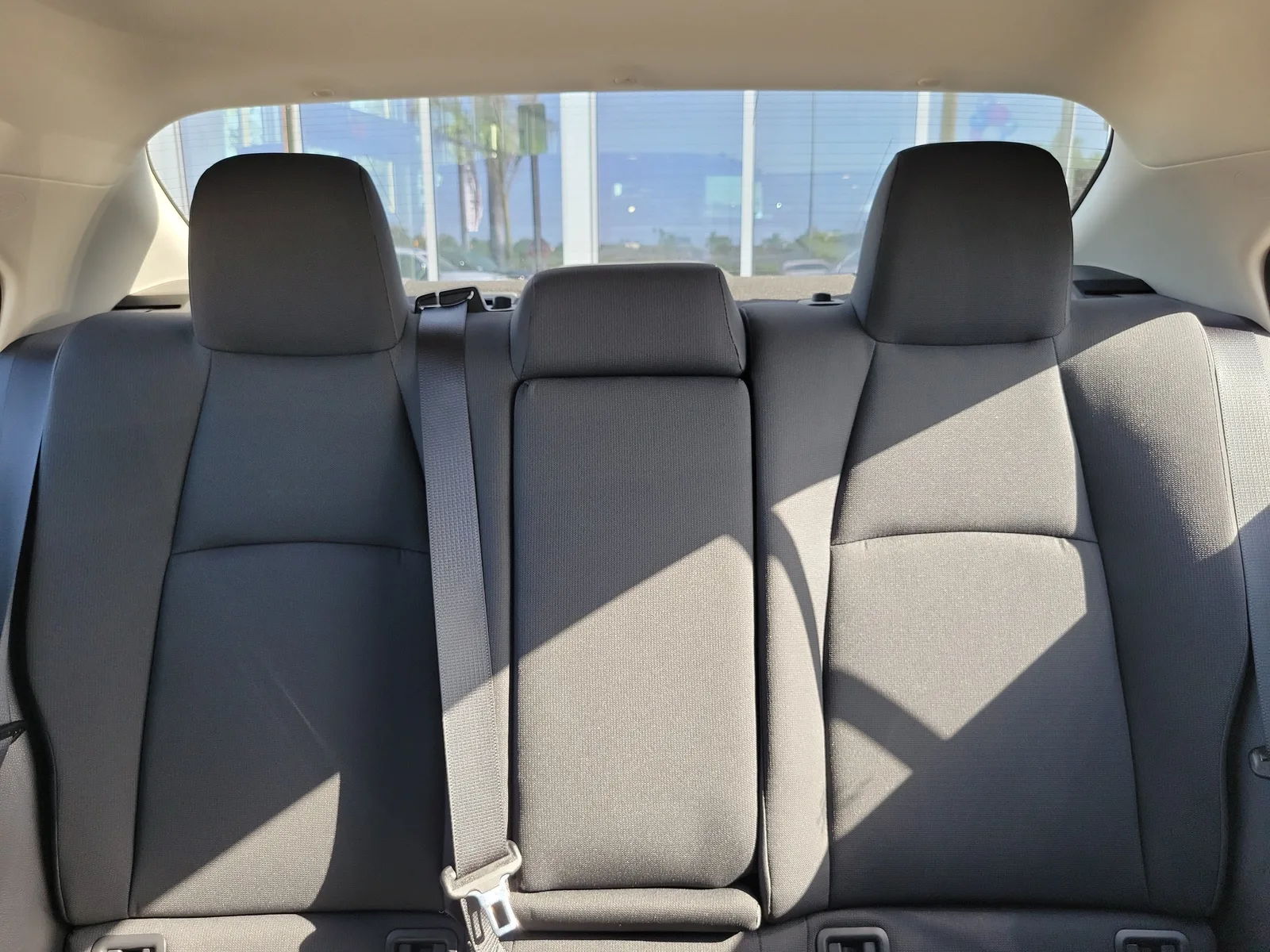 2022 Toyota Corolla LE photo 15