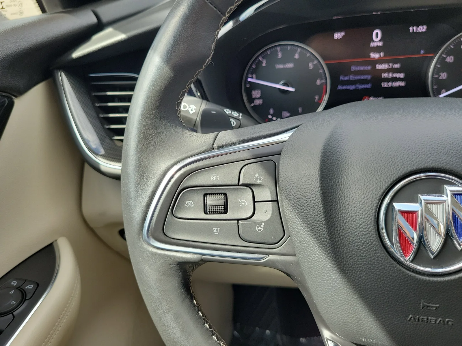 2022 Buick Envision Essence photo 21