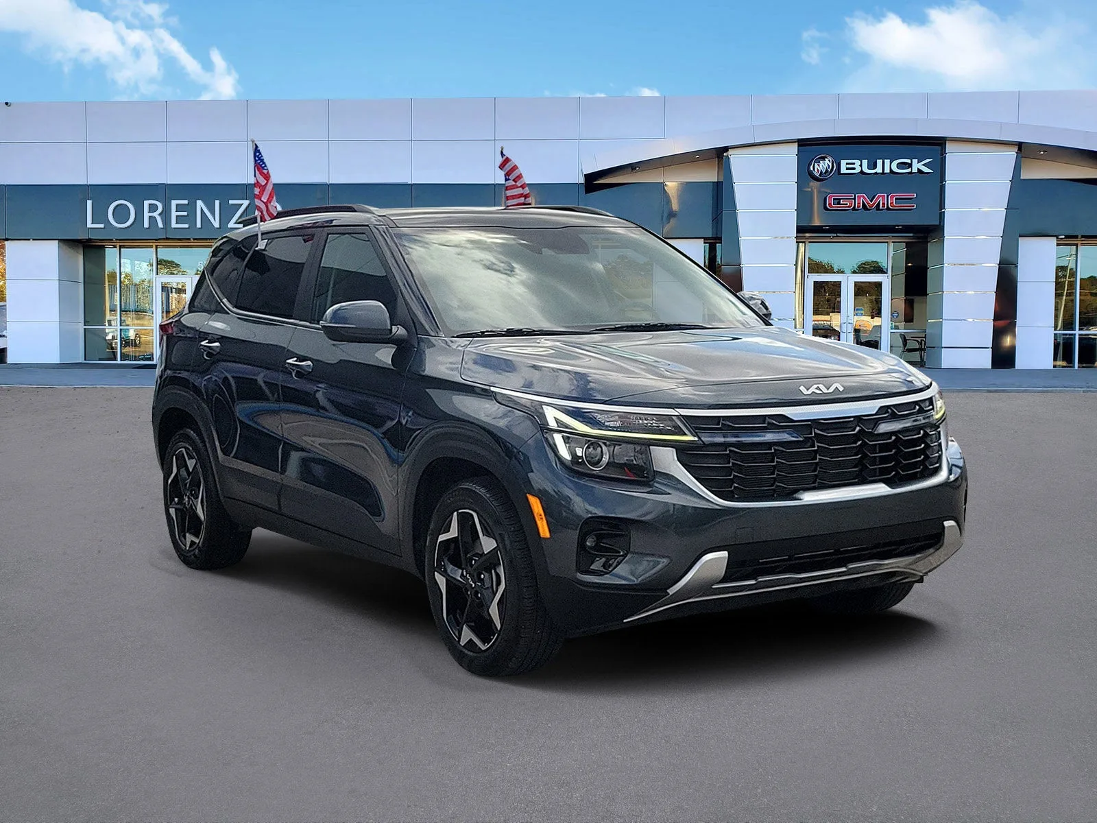 2025 Kia Seltos S photo 3
