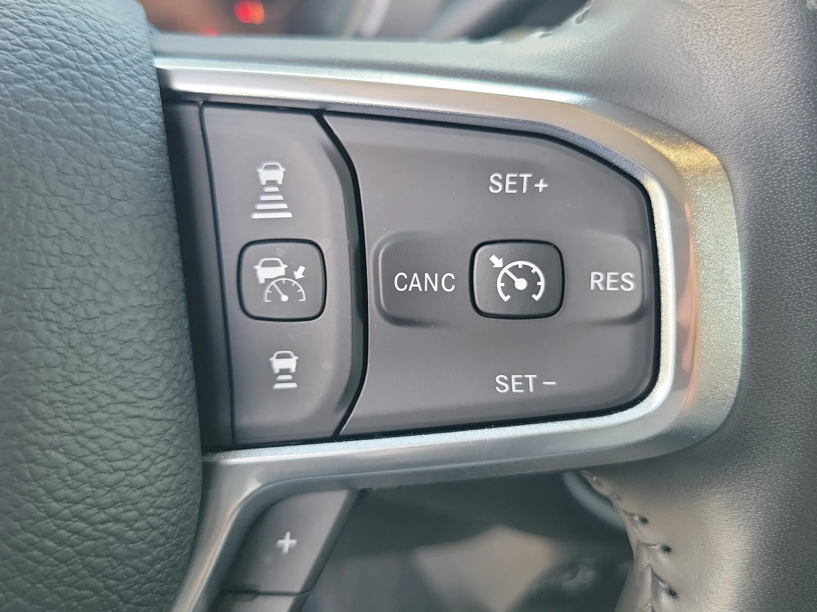2024 RAM 2500 Laramie 4WD Diesel photo 22