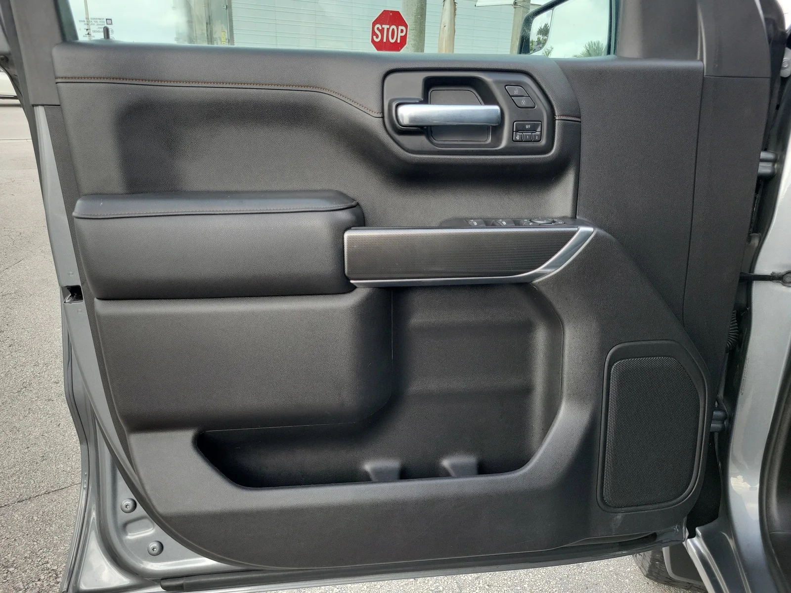 2021 GMC Sierra 1500 AT4 photo 17
