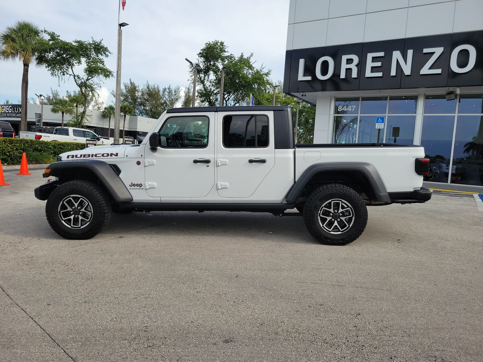 2025 Jeep Gladiator Rubicon photo 8