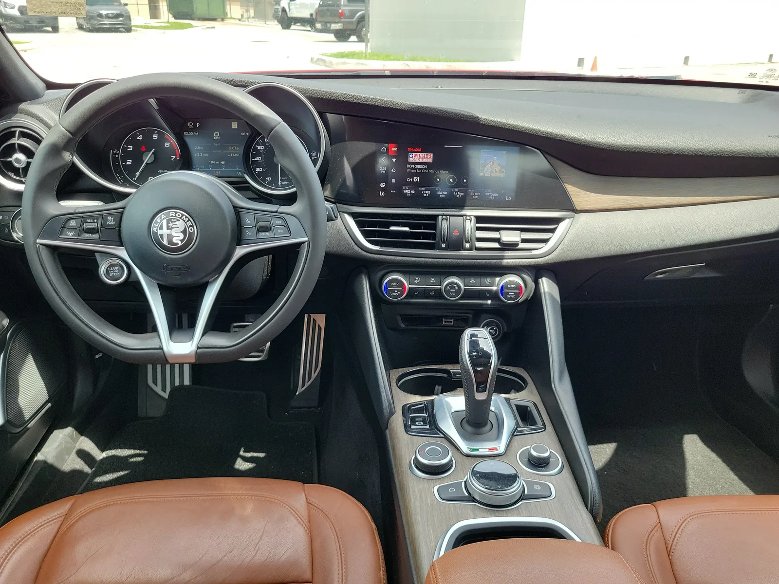 2022 Alfa Romeo Giulia Ti photo 11