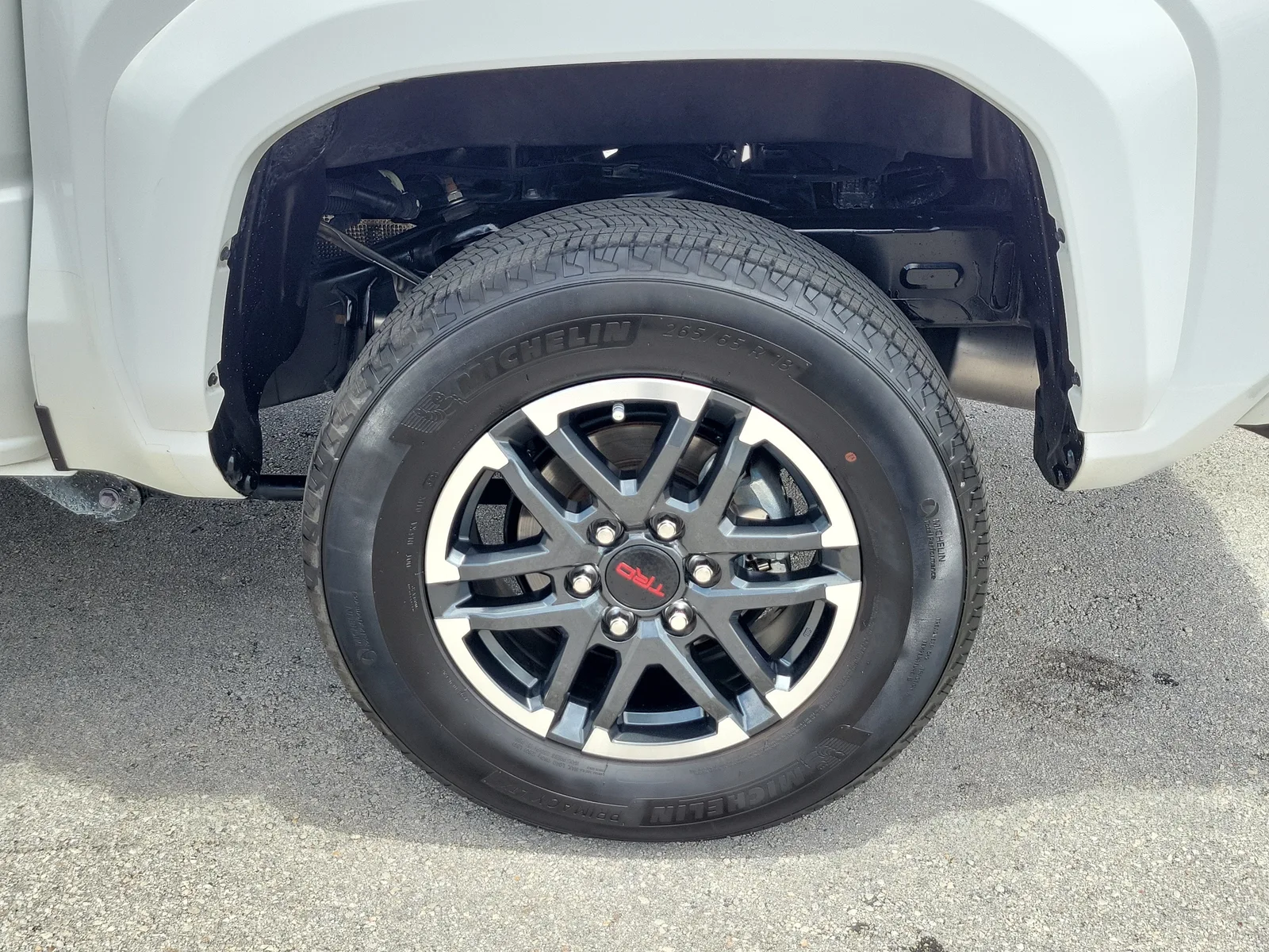 2024 Toyota Tacoma 2WD SR5 photo 25