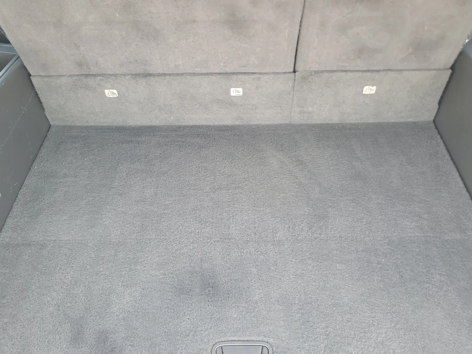 2020 Chevrolet Suburban LT photo 11