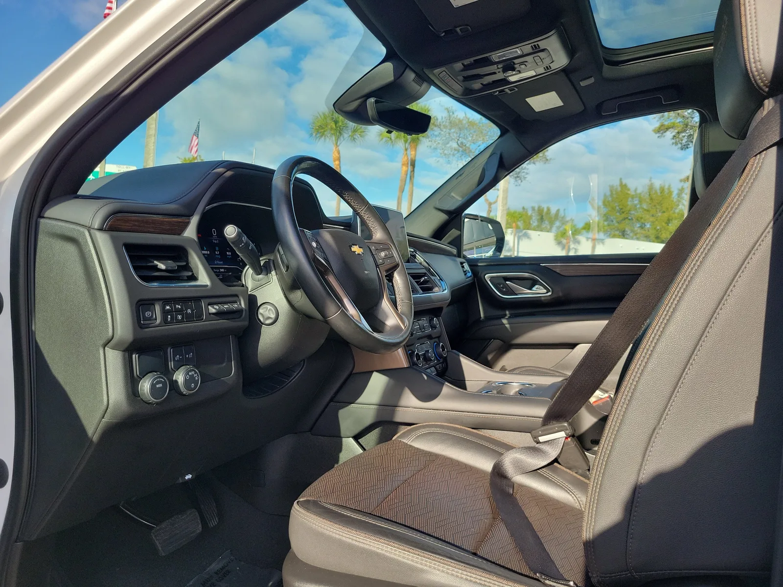 2023 Chevrolet Tahoe High Country photo 9