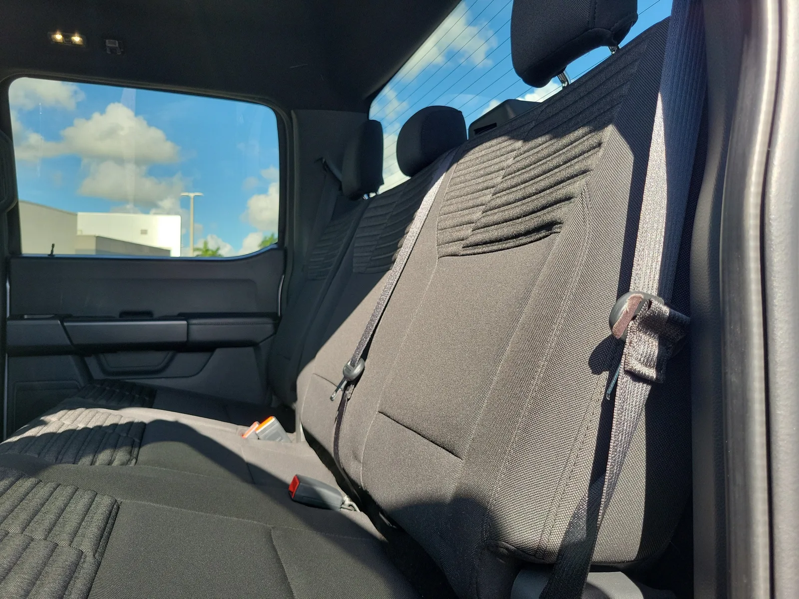 2022 Ford F-150 XL photo 14