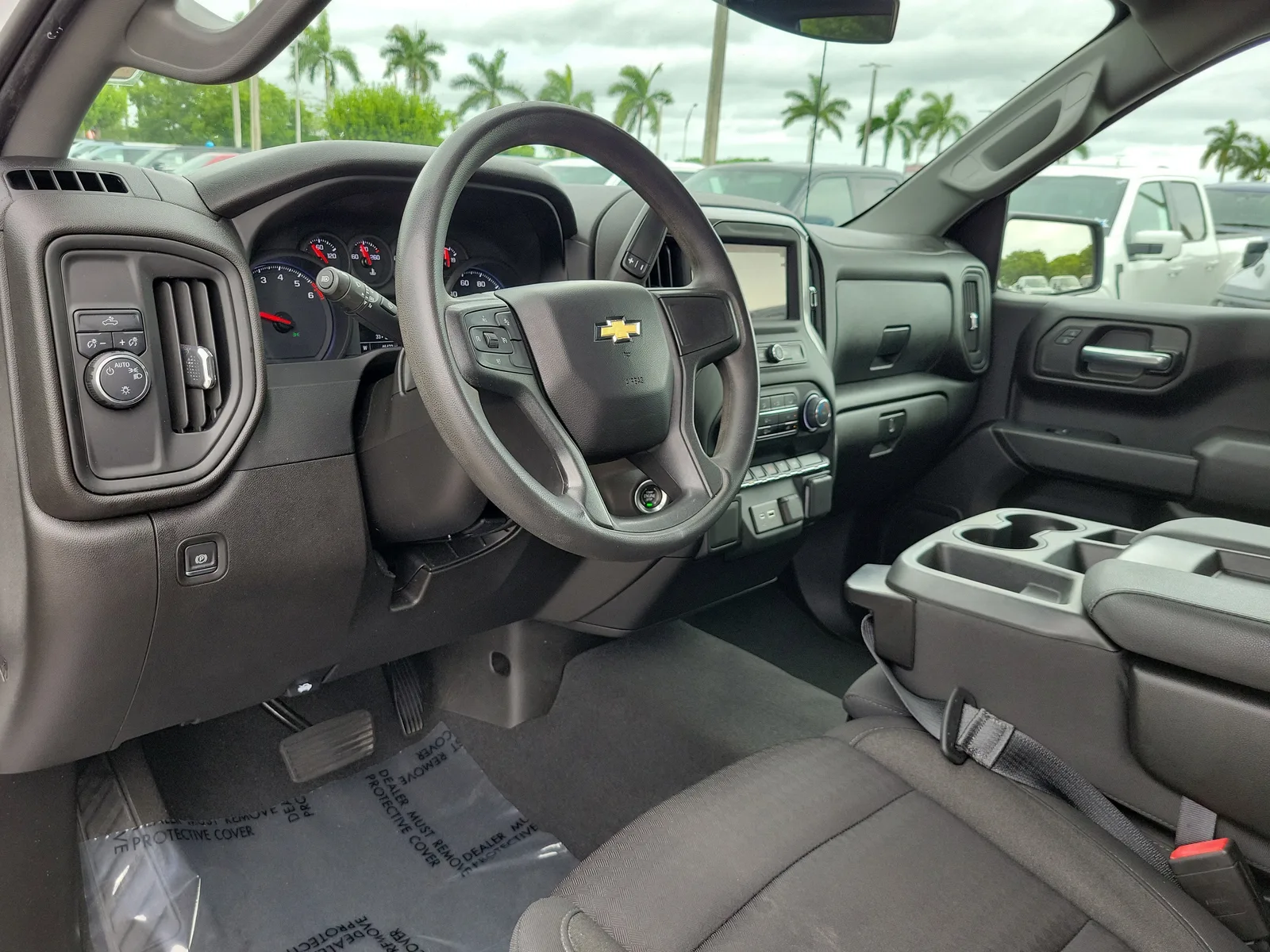 2022 Chevrolet Silverado 1500 Custom photo 9