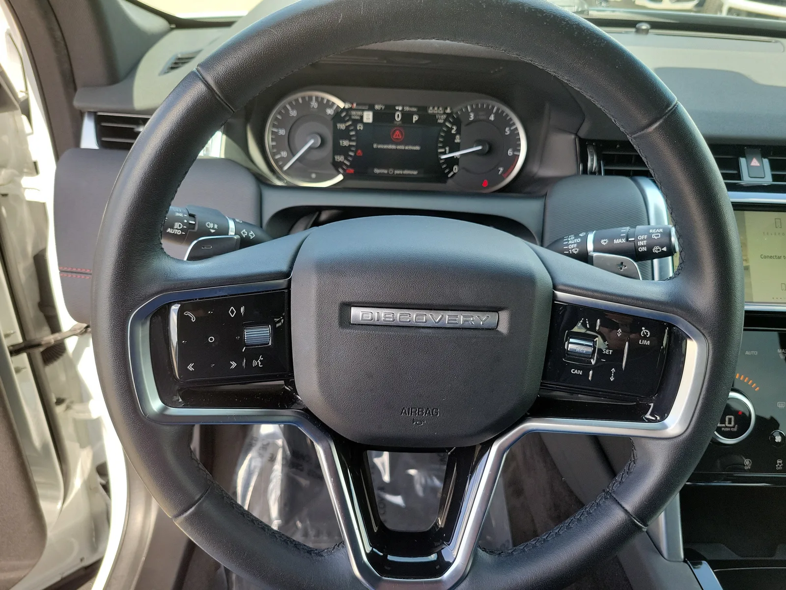 2023 Land Rover Discovery Sport S R-Dynamic photo 22
