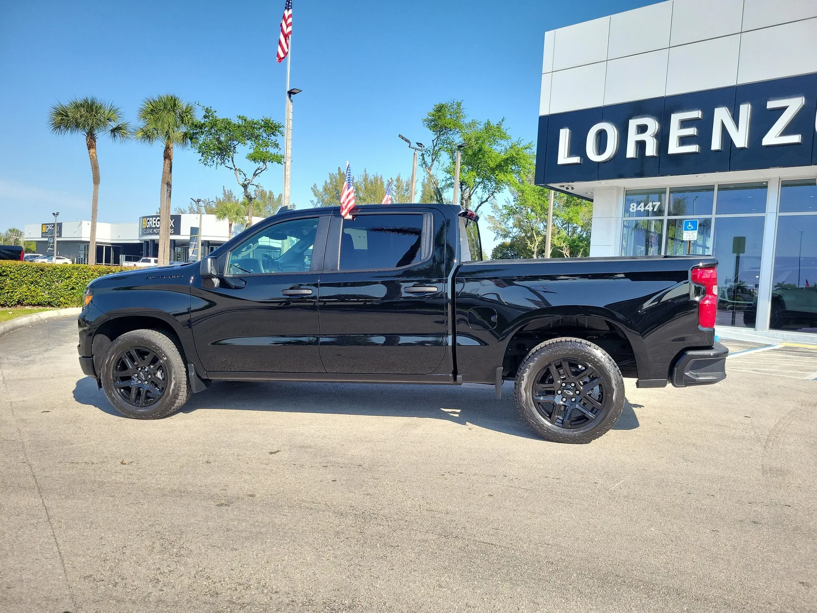 2026 Chevrolet Silverado 1500 Custom photo 8