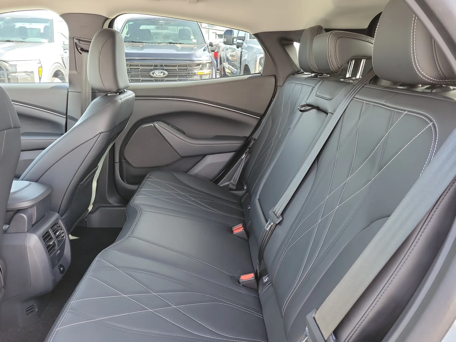 2024 Ford Mustang Mach-E Select photo 14