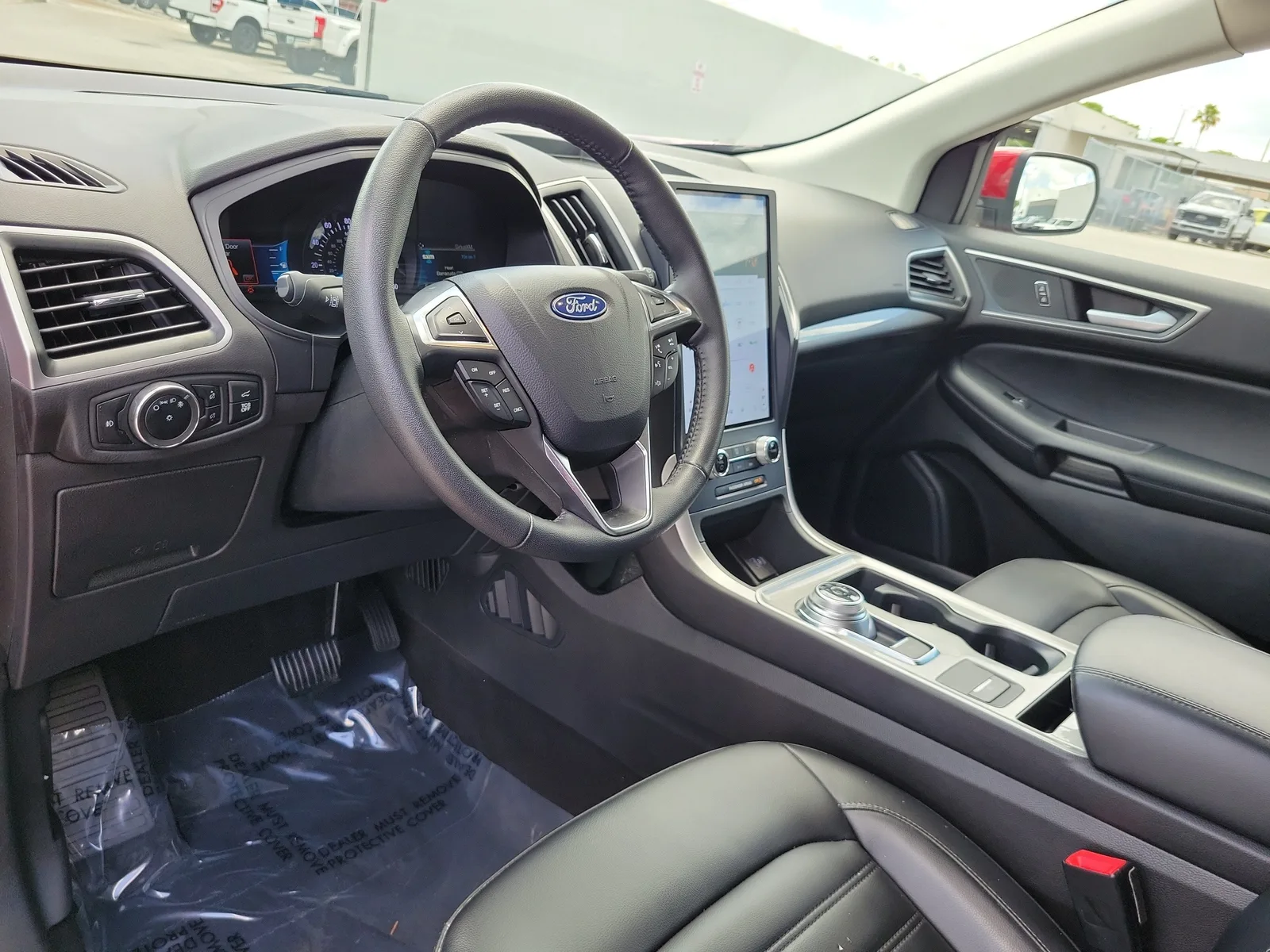2024 Ford Edge SEL 4WD photo 9