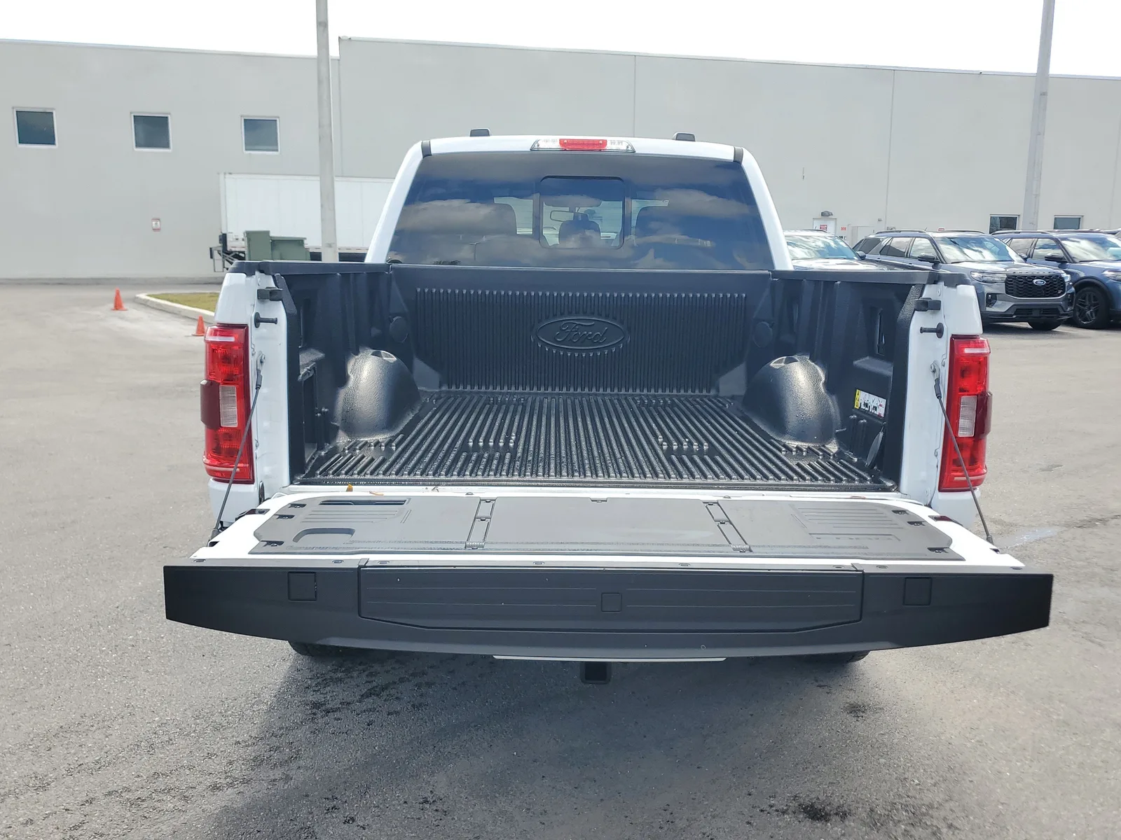 2023 Ford F-150 XLT 4WD photo 29
