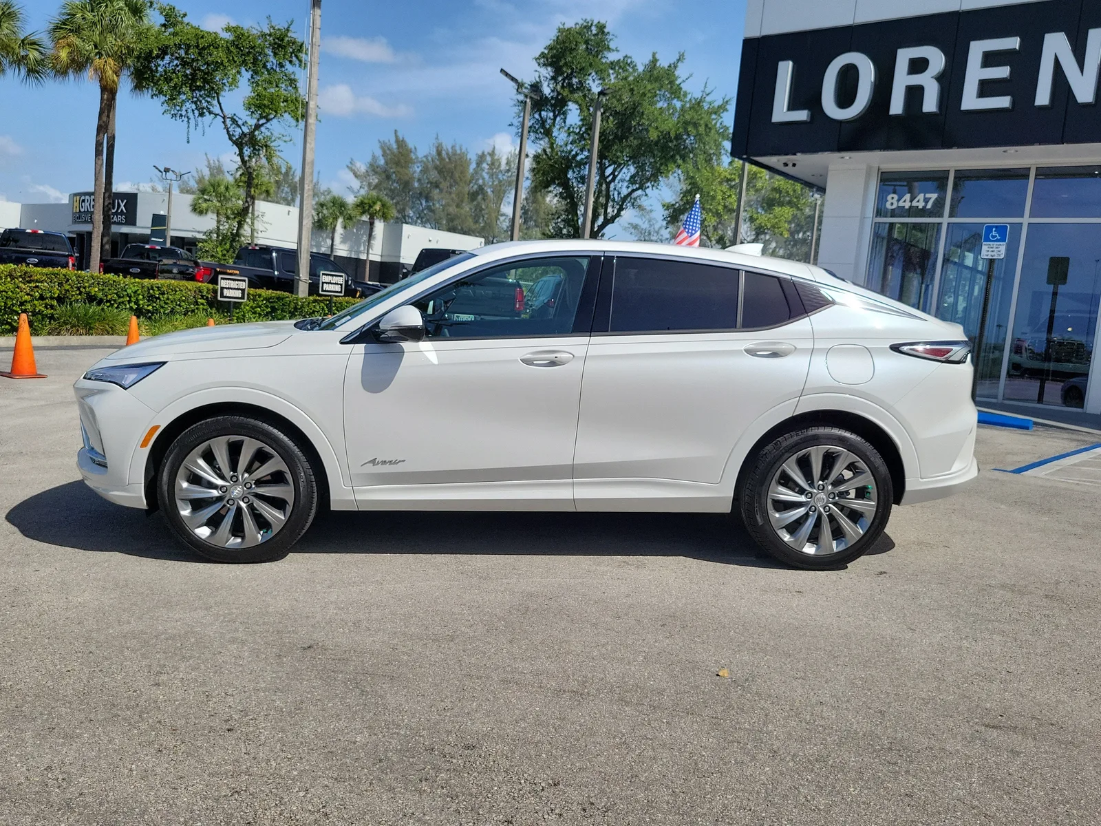 2026 Buick Envista Avenir photo 8