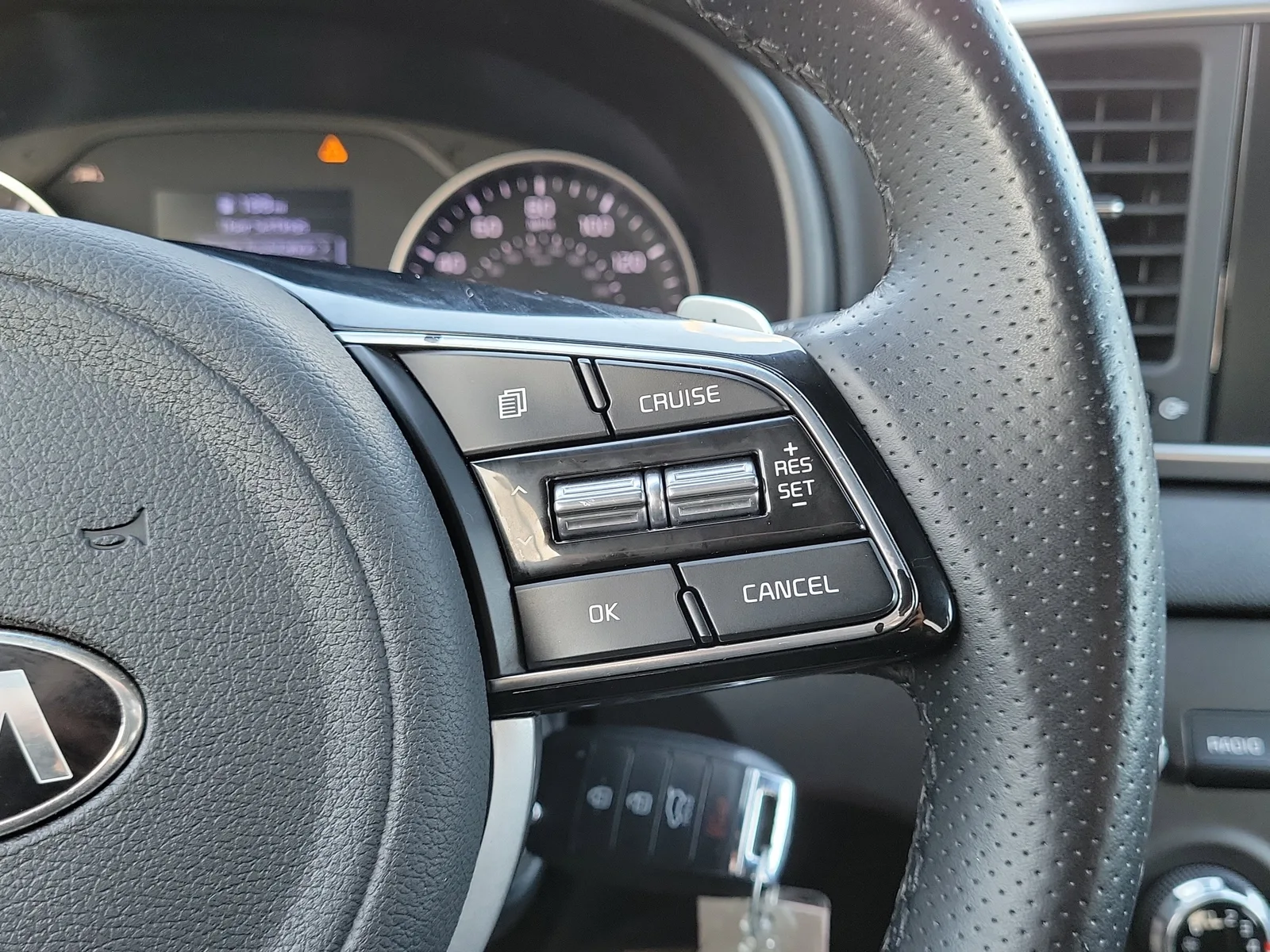 2020 Kia Sportage S photo 16