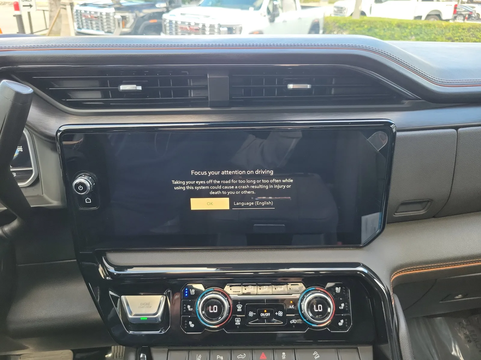2024 GMC Sierra 2500 HD AT4 photo 21