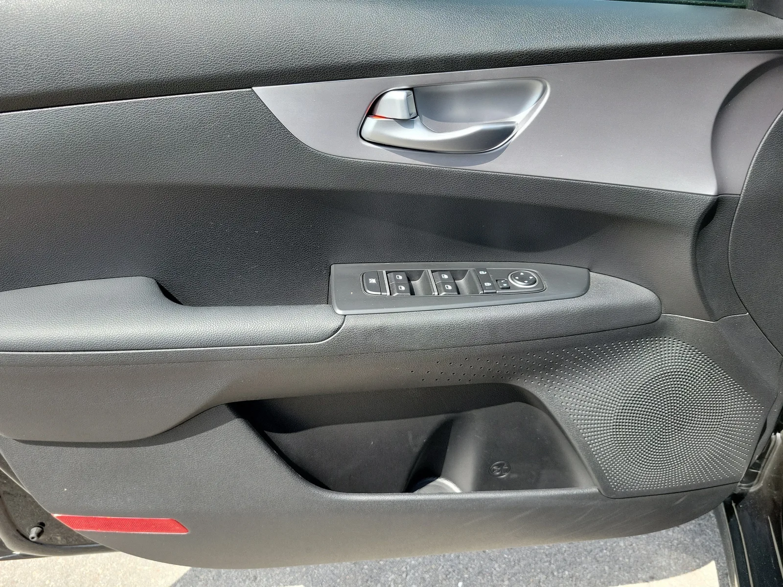 2023 Kia Forte LXS photo 21