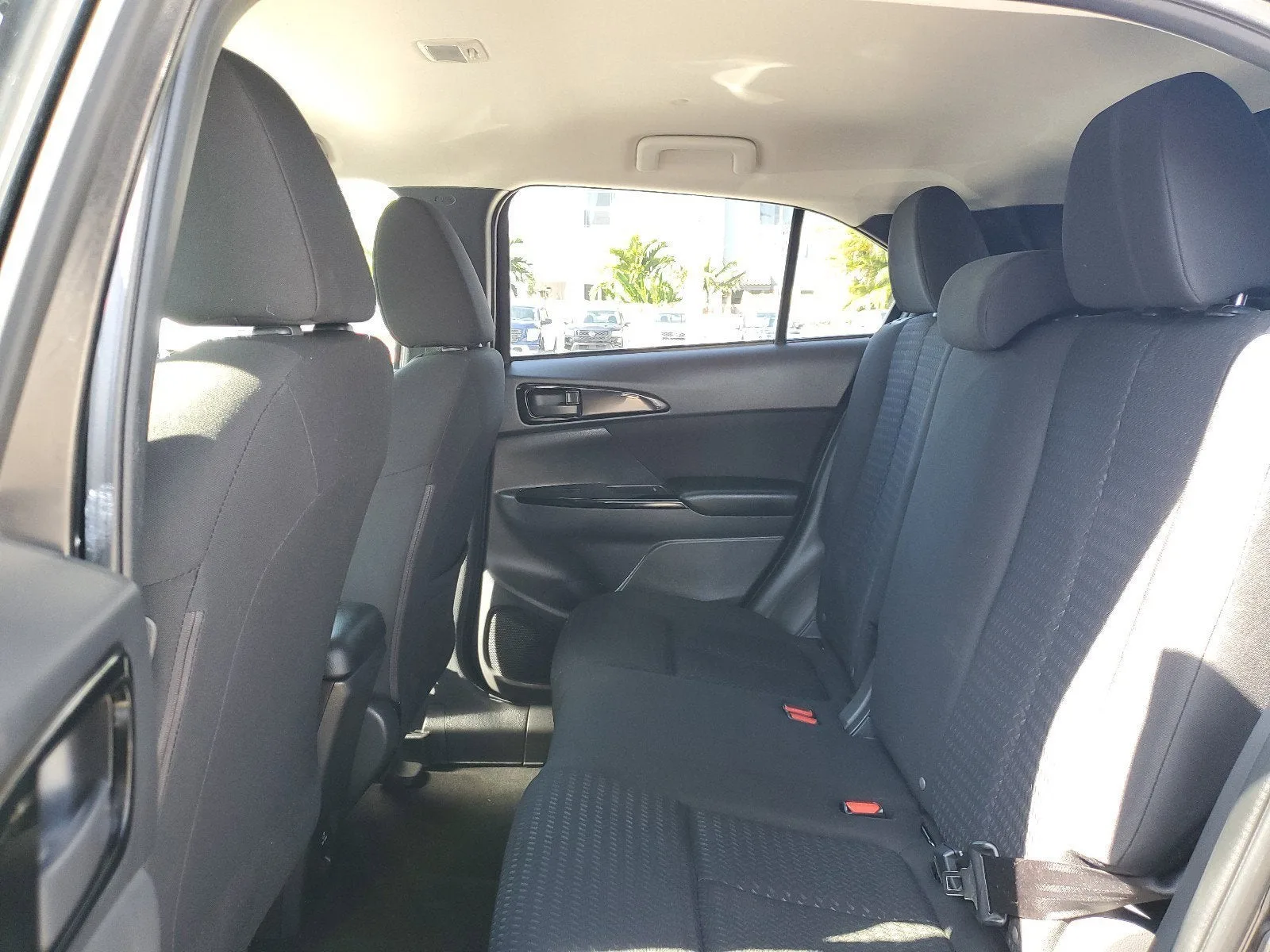 2024 Mitsubishi Eclipse Cross LE photo 12