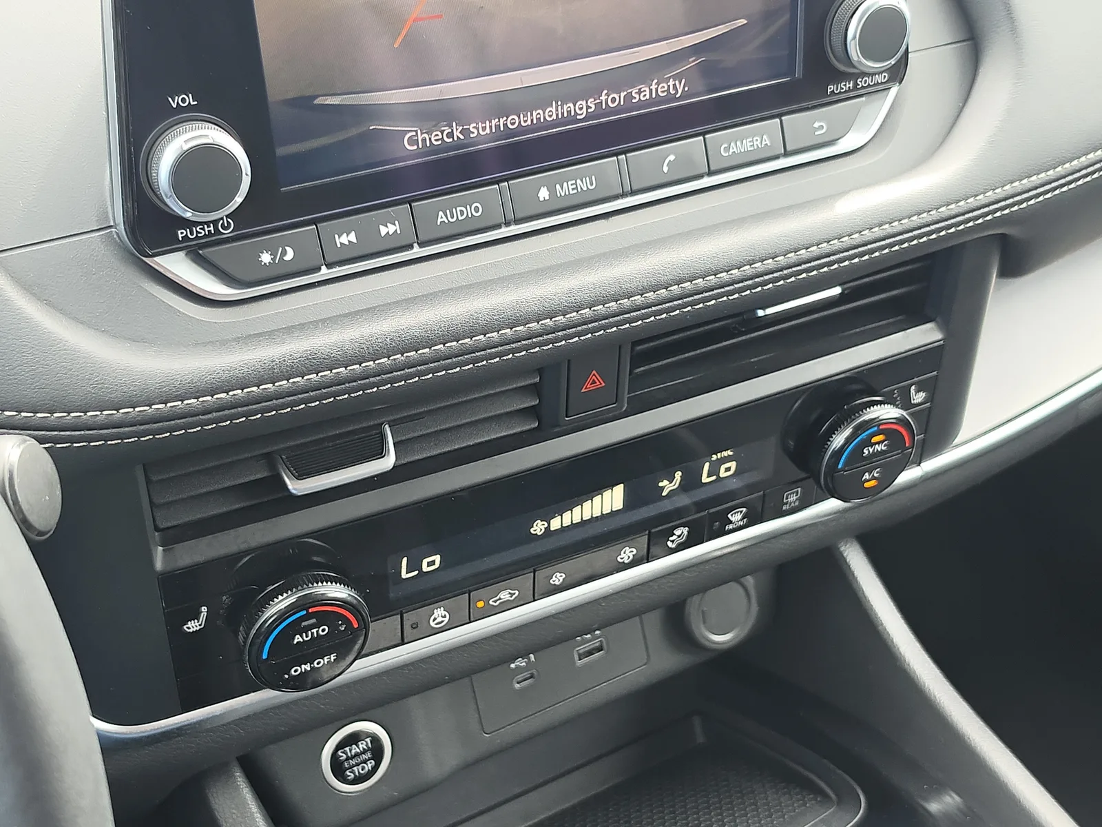 2023 Nissan Rogue SV photo 20
