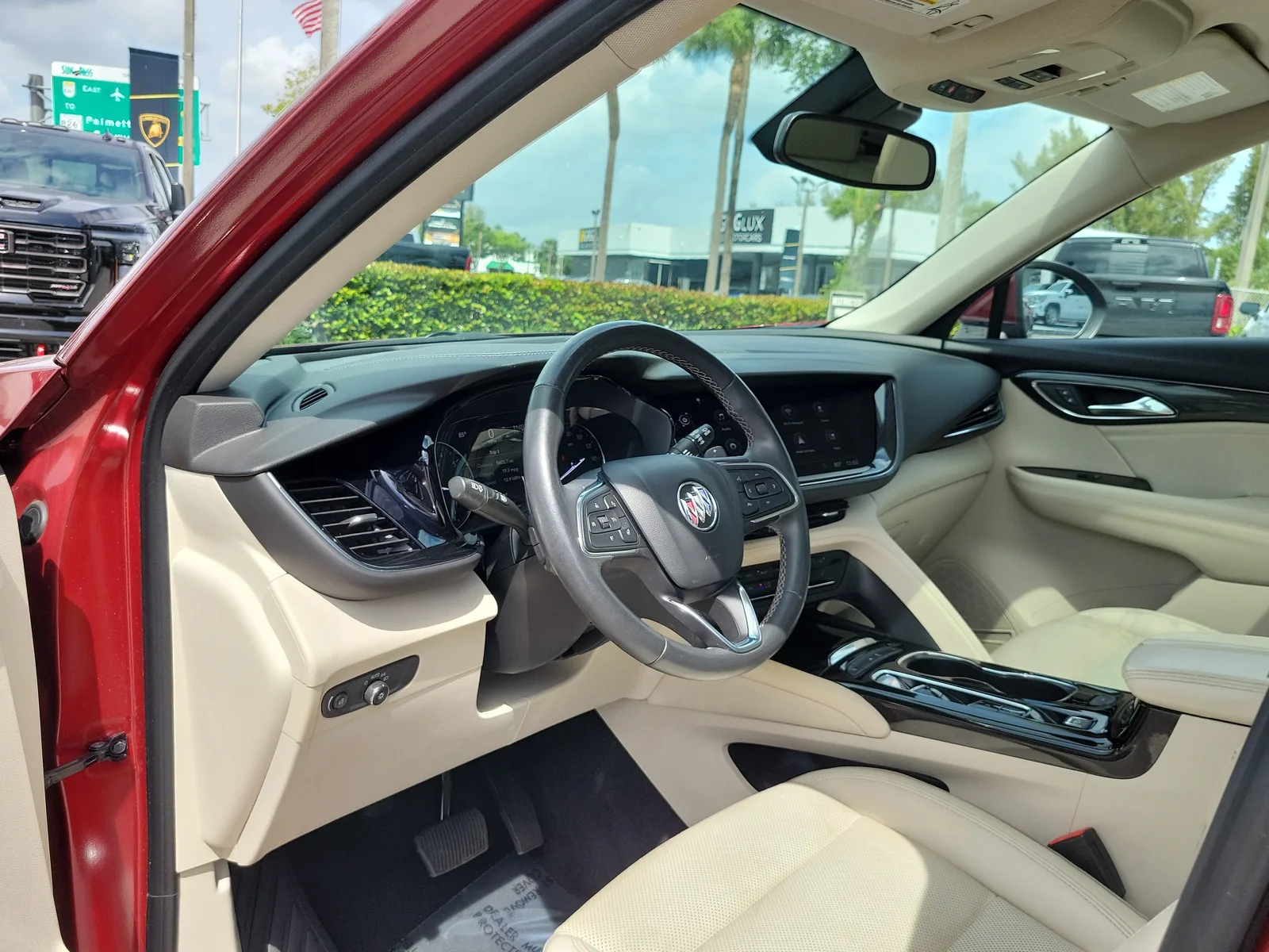 2022 Buick Envision Essence photo 9