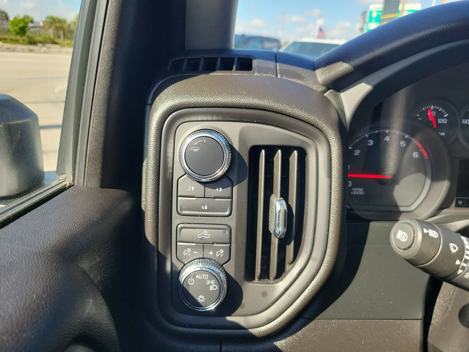 2024 GMC Sierra 2500 HD Pro photo 20
