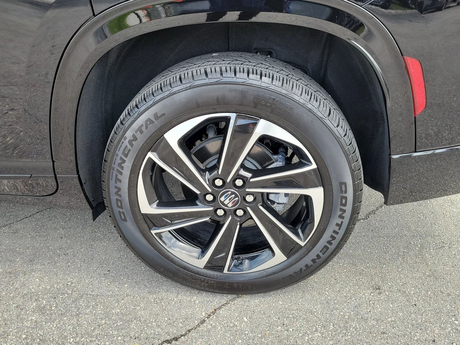 2026 Buick Enclave Sport Touring photo 29