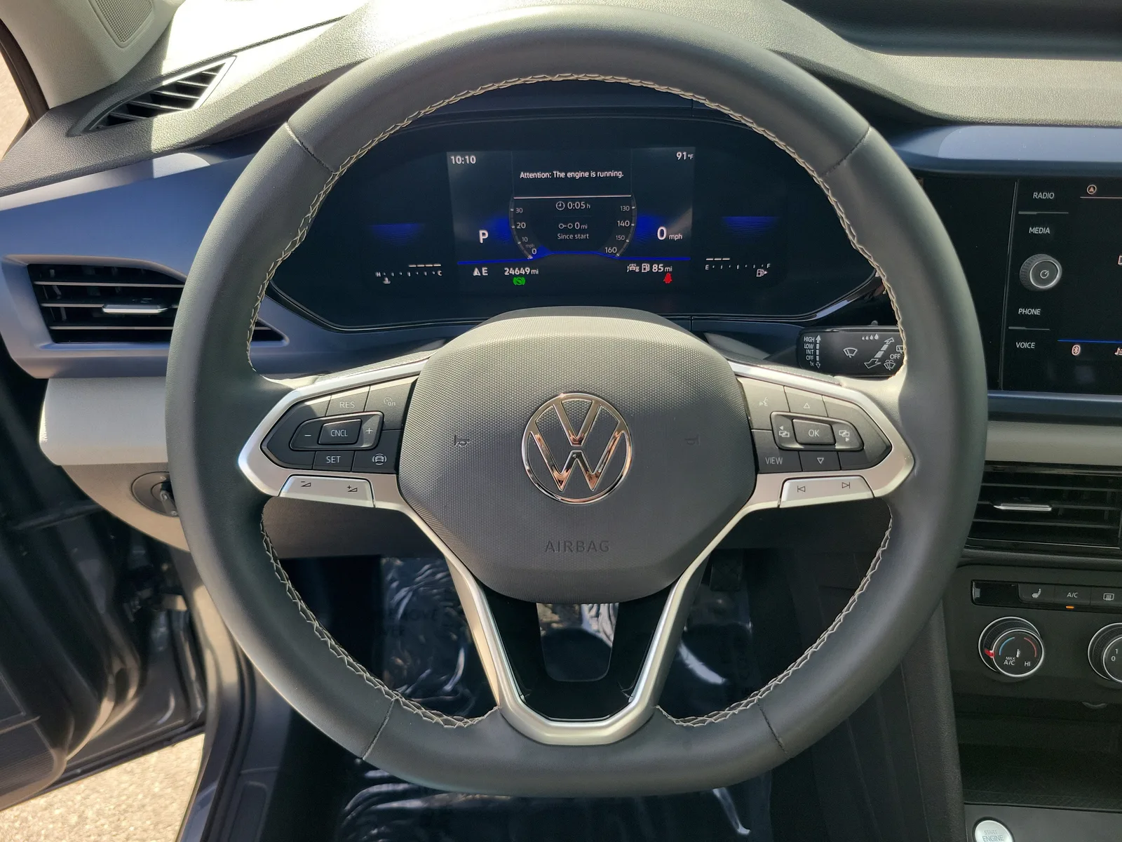 2022 Volkswagen Taos SE photo 21