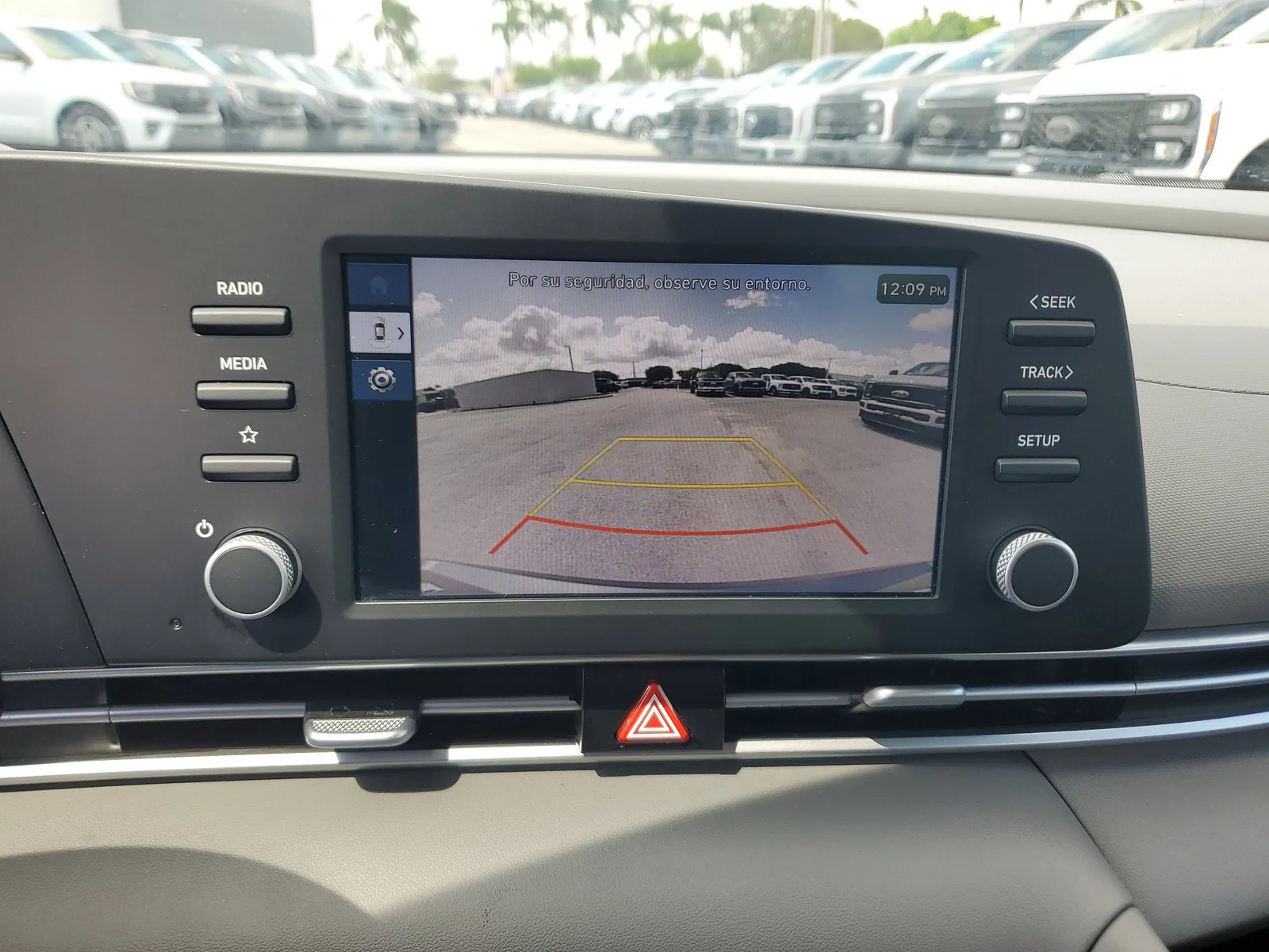2024 Hyundai Elantra SE photo 10