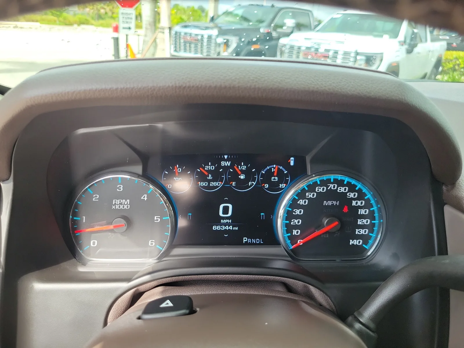 2020 GMC Yukon Denali photo 31