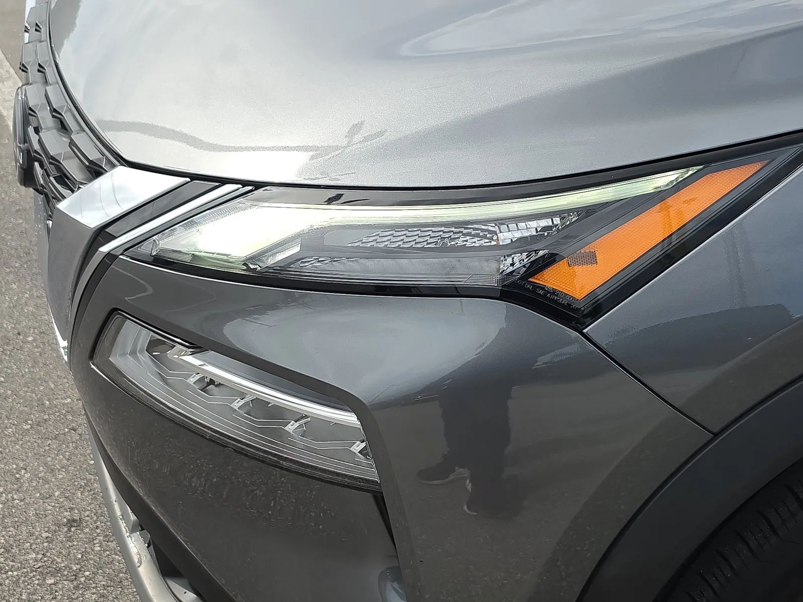 2023 Nissan Rogue SV photo 26