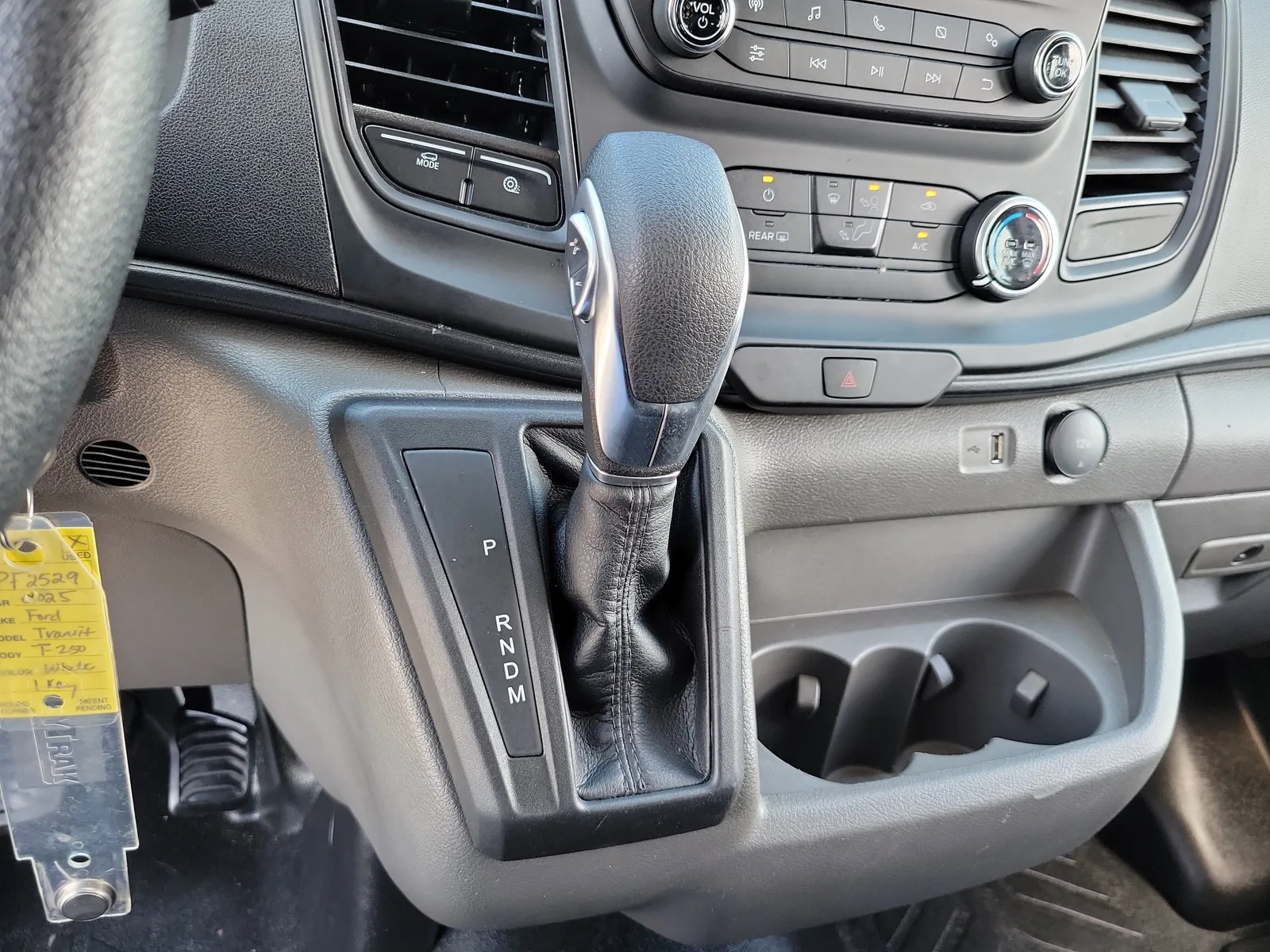2025 Ford Transit Cargo Van Base photo 26